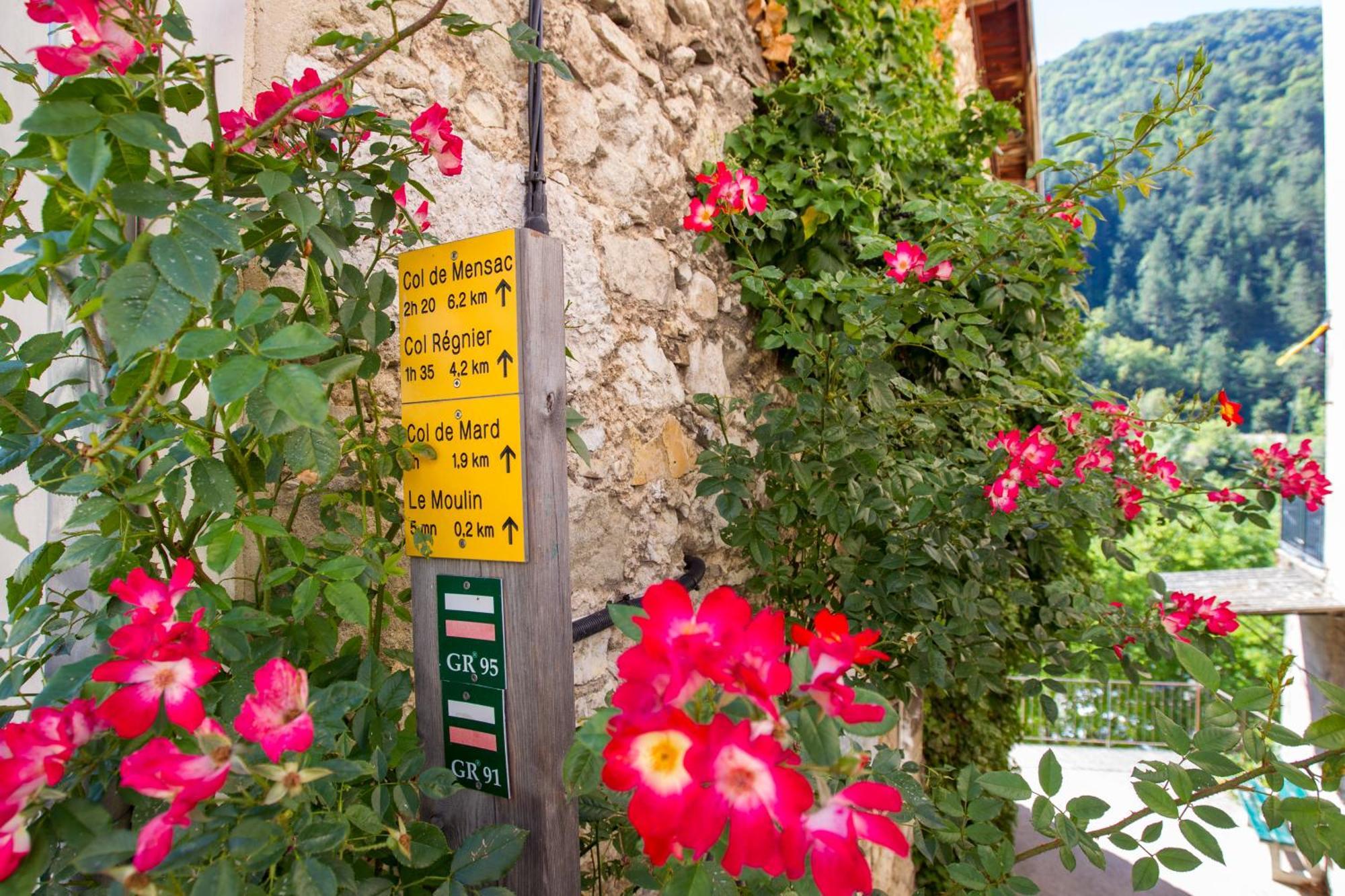 Le Dauphine Hotel Châtillon-en-Diois Eksteriør billede
